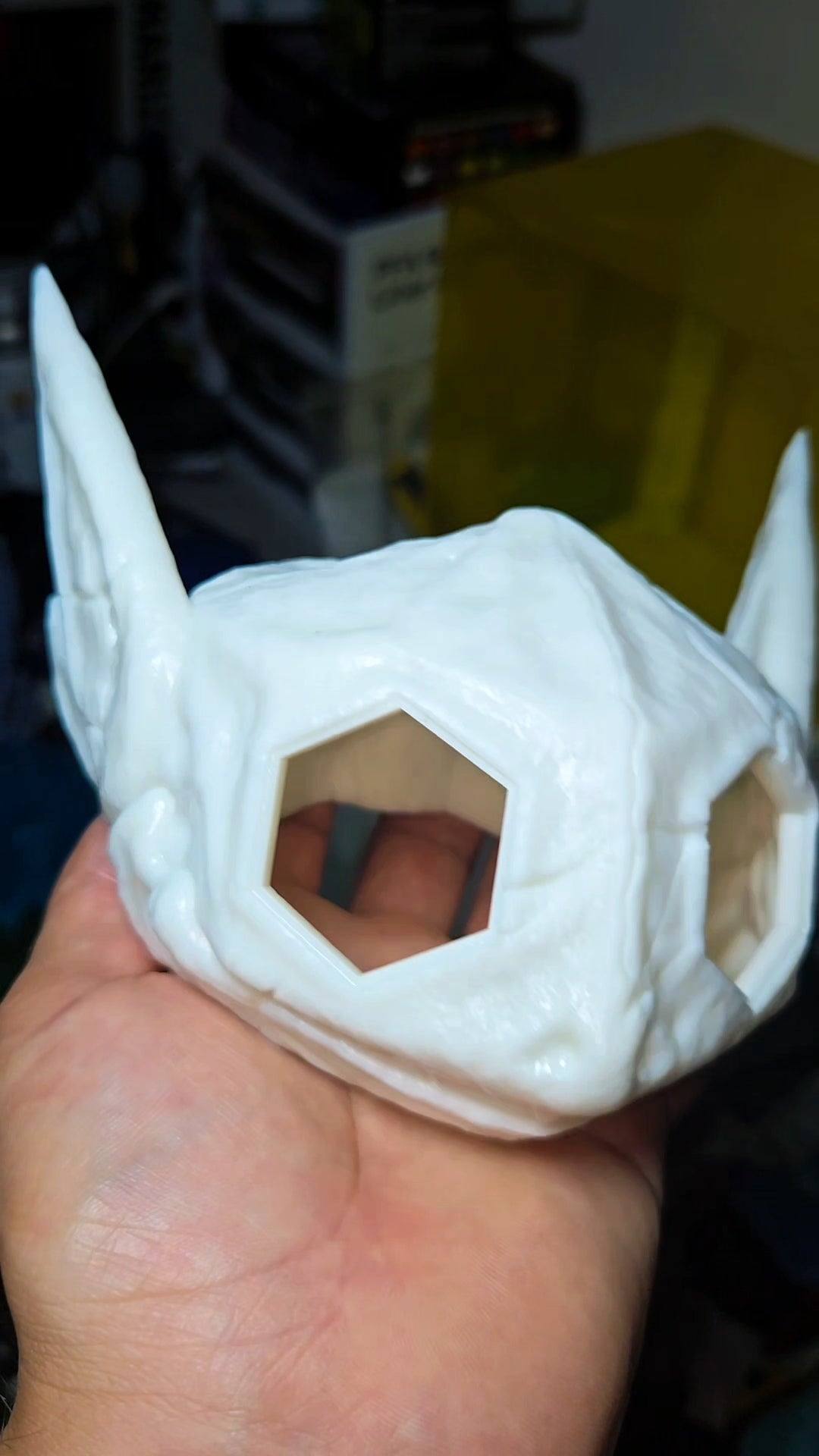 Unique Crystal Skulls Sableyee, Golduckk, Suicunee and Gyaradoss