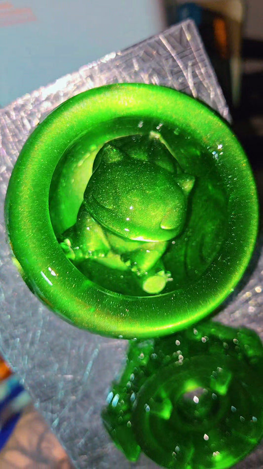 Small - Single Metallic Translucent Color Resting Mon in a Pod stand with Puck Light